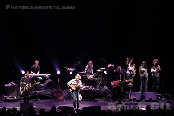 GIRLS - 2012-05-30 - PARIS - Cite de la Musique - 